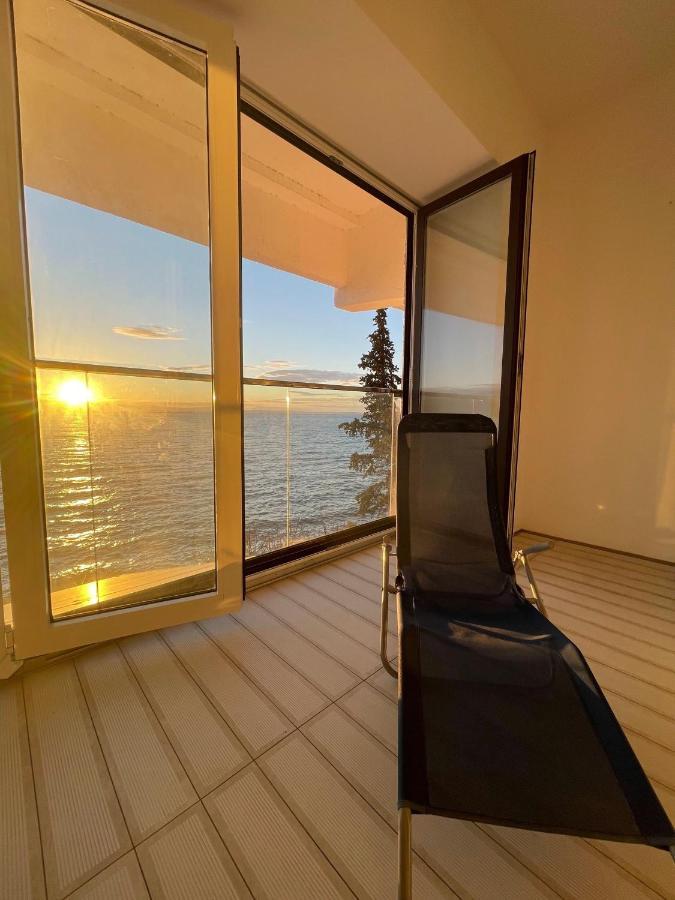 First Row To The Sea Appartement Opatija Buitenkant foto